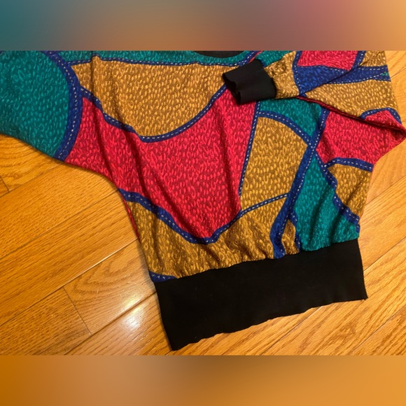 80’s batwing top - Picture 2 of 7